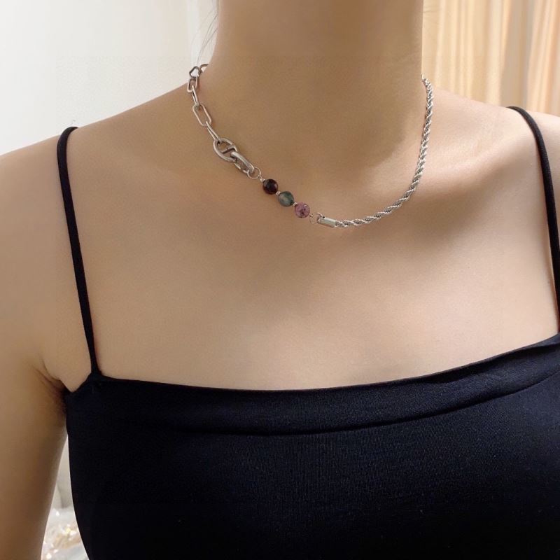 H**me5 necklaces
